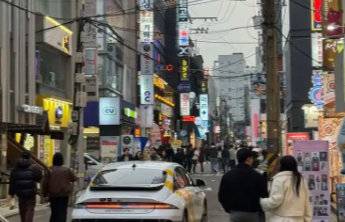 中国游客出境游热门目的地次序重排:韩国机票搜索量取代日本升至首位